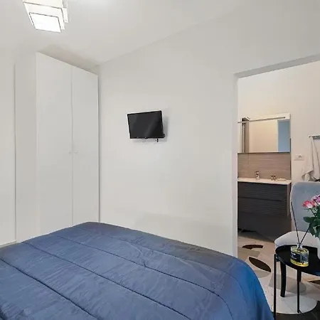 Affittacamere Rent House - Via Fiume 44 - 1 La Spezia